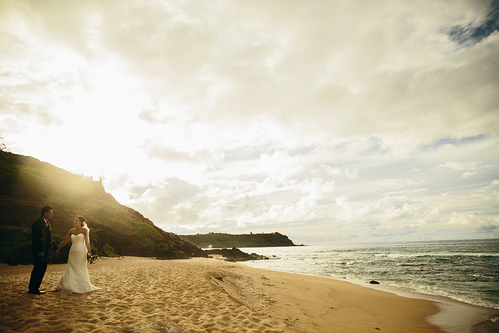 Wedding photo Hawaii Beach Sunset